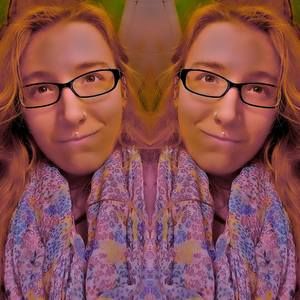 Meet your Posher, Destini